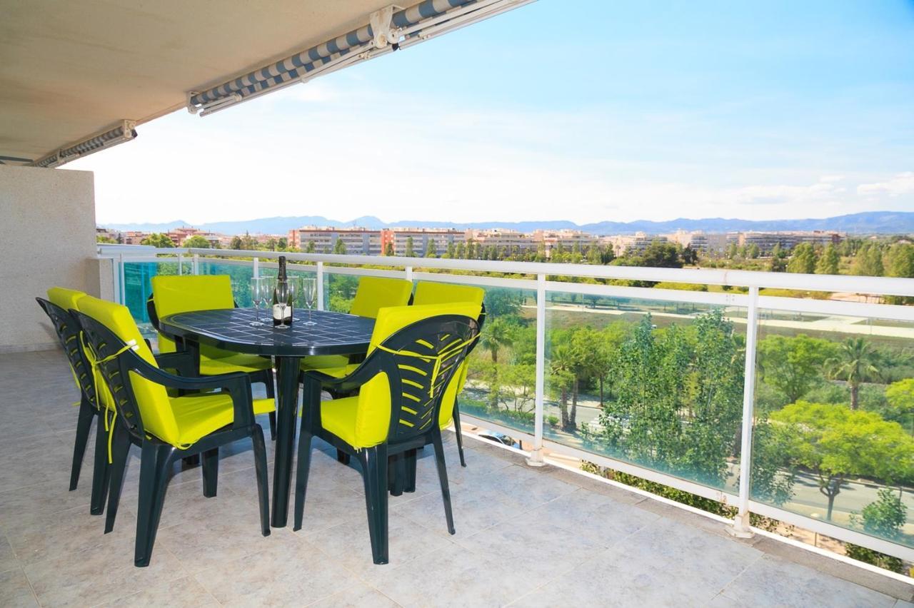 Uhc Village Park Apartments Salou Bagian luar foto