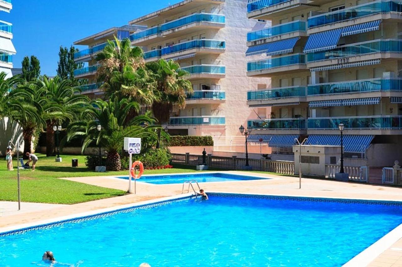 Uhc Village Park Apartments Salou Bagian luar foto